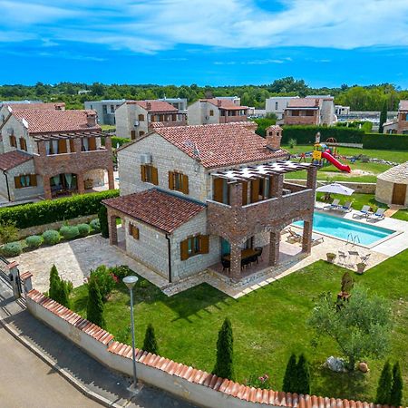 Paradise Villas Istria Svetvincenat Exterior photo